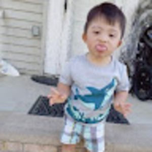 Meet your Posher, Leonor